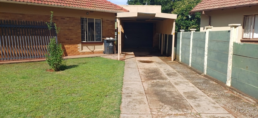 3 Bedroom Property for Sale in Stilfontein Ext 4 North West